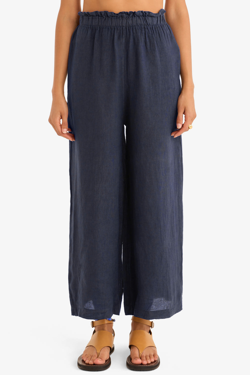 The Arches Linen Pant in Navy