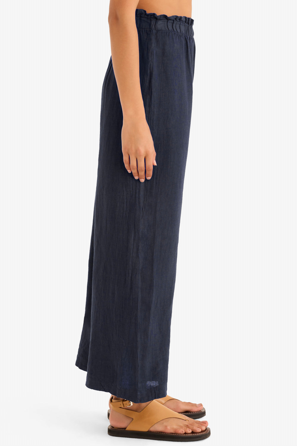 The Arches Linen Pant in Navy