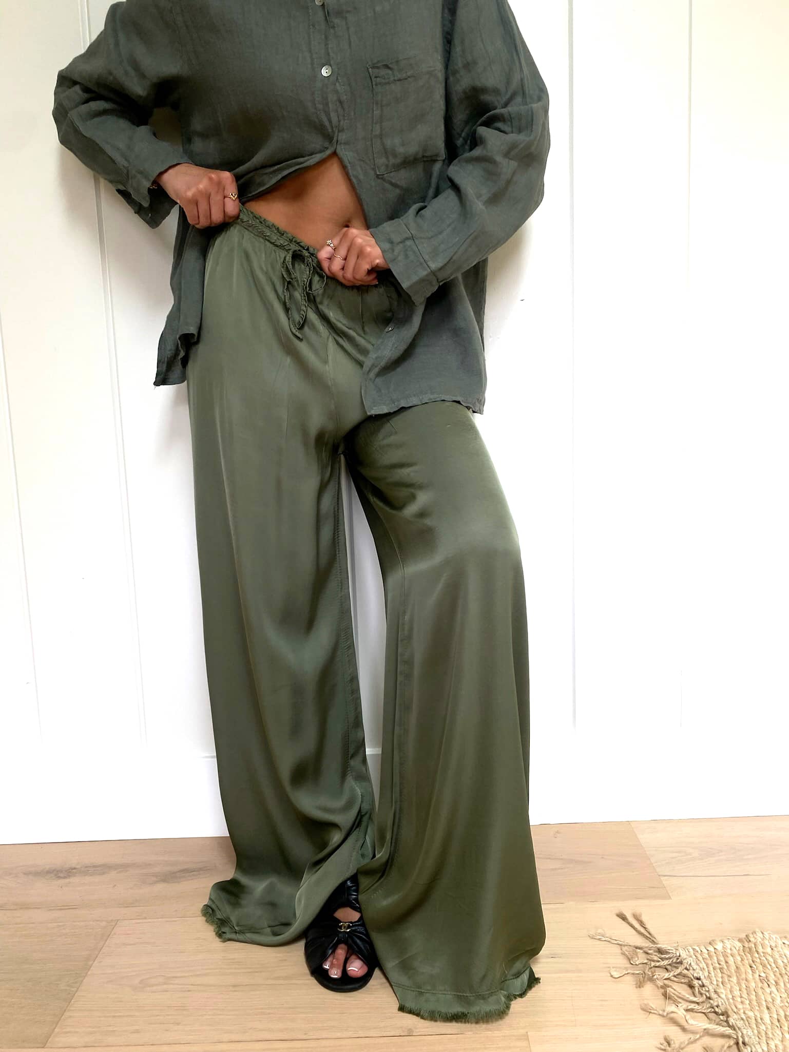 The Rising Satin Pants in Olive